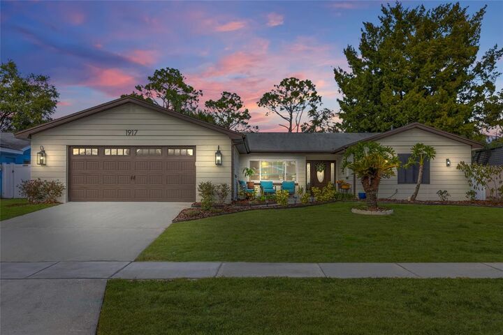 Property Photo:  1917 Hewett Lane  FL 32751 