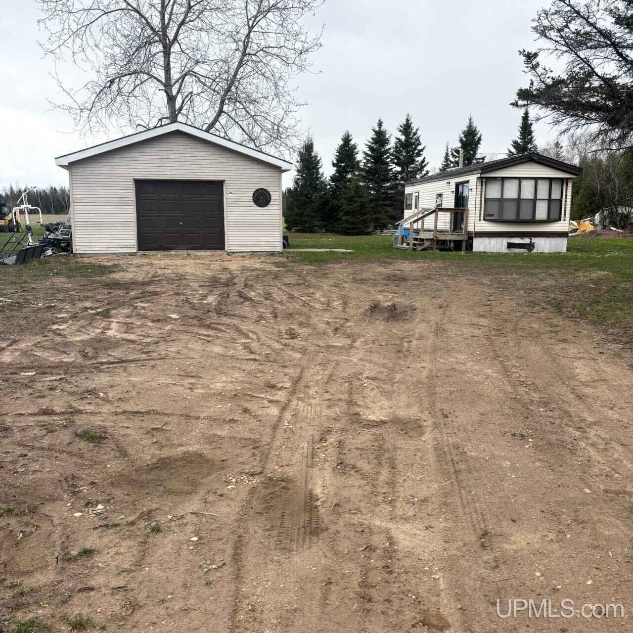 Property Photo: 3123 County 416 23rd Road MI 49818