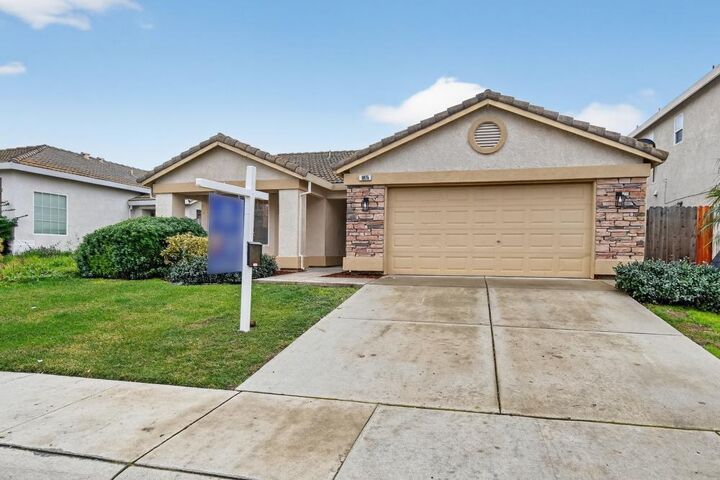 Property Photo:  9975 Tarzo Way  CA 95757 