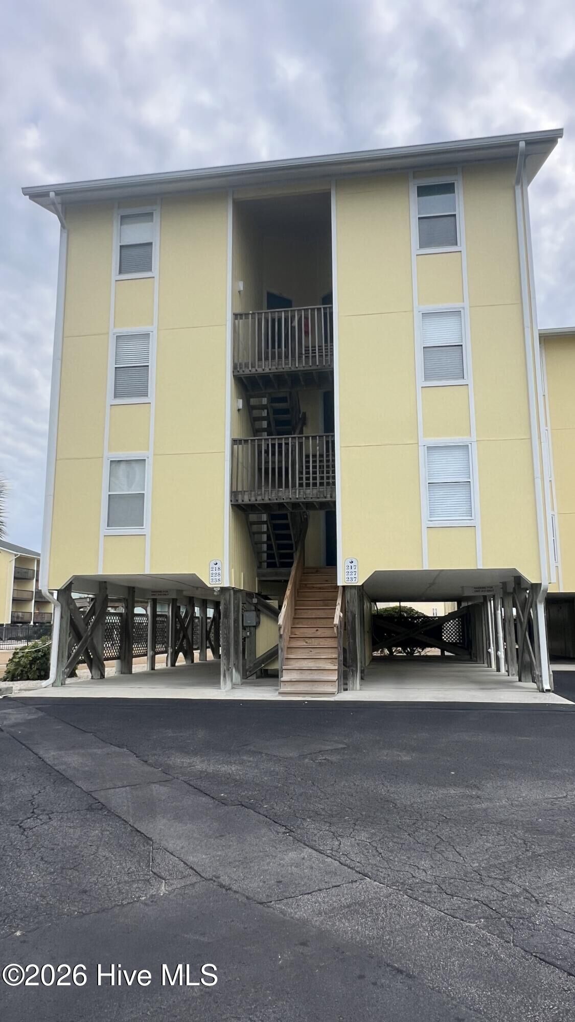 Property Photo: 918 N New River Drive 237 NC 28445