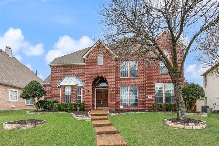 Property Photo: 3000 Cedar Ridge Drive TX 75082