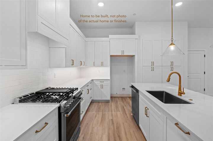 Property Photo:  4010 W West Drive  AR 72758 