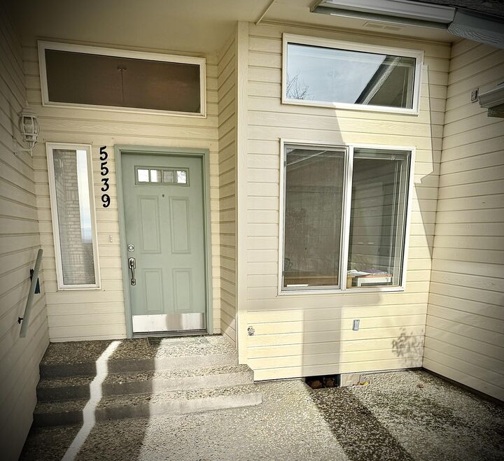 Property Photo:  5539 Basin View Drive  OR 97603 