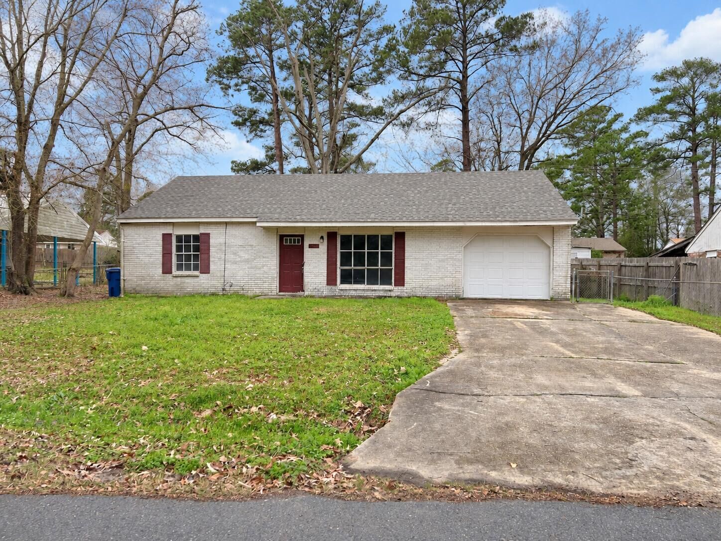Property Photo: 2010 Allison St LA 71446