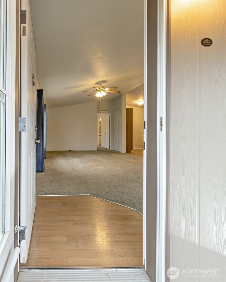 Property Photo:  105 E Patrick Avenue 2  WA 94934 