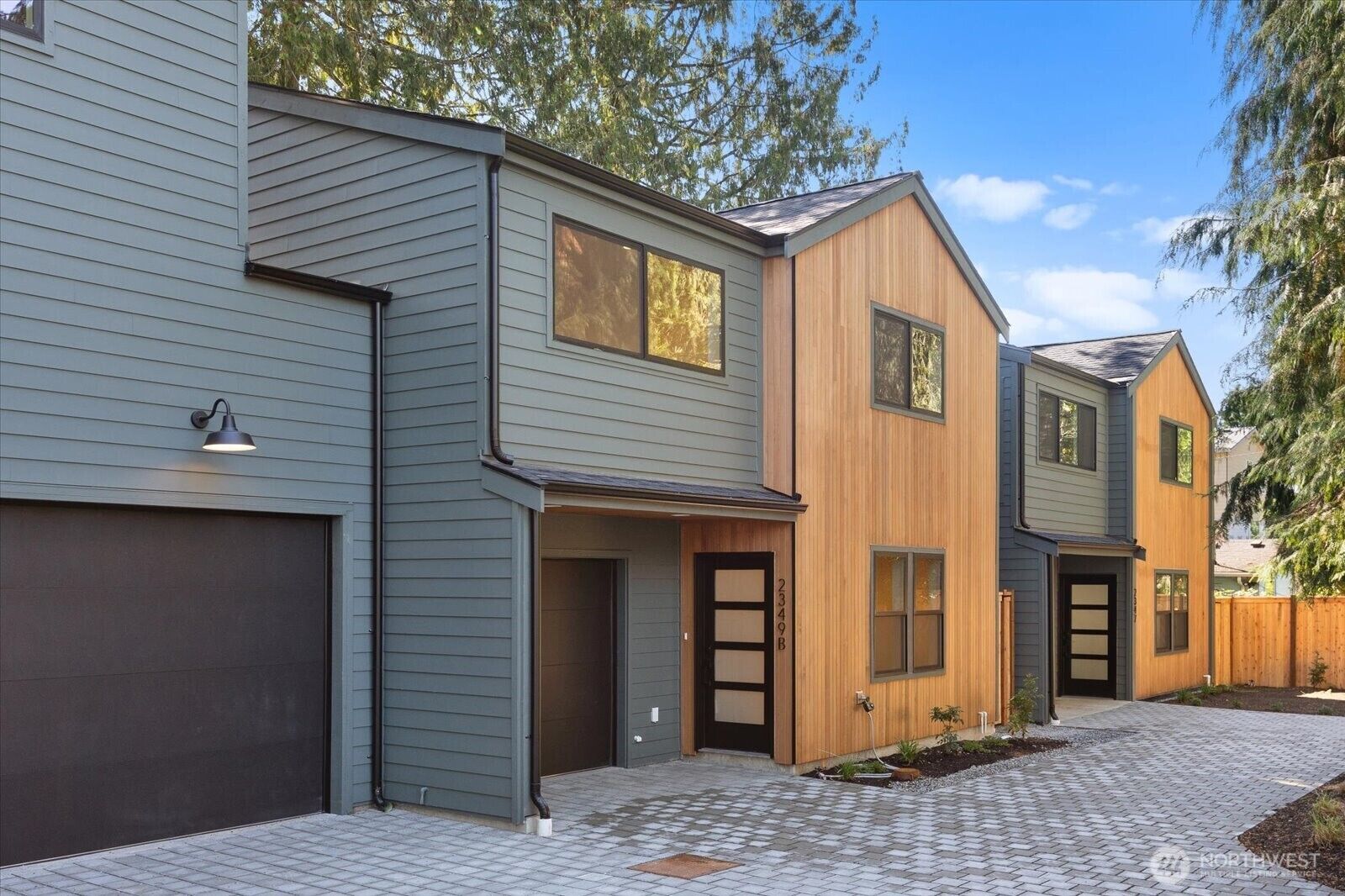 Property Photo:  2349 B NE 127th Street  WA 98125 