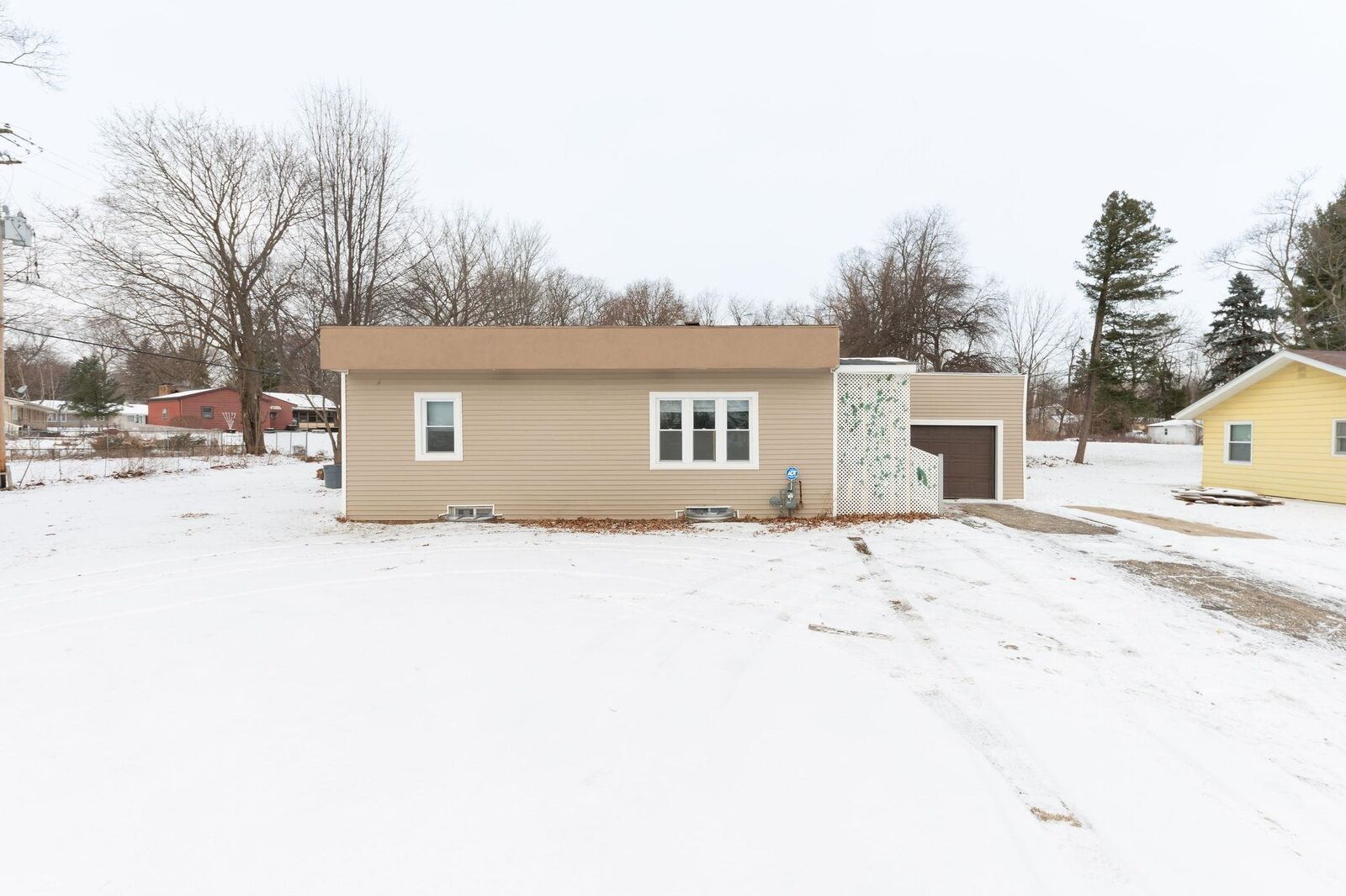 Property Photo:  6518 Harrison Avenue  IL 61108 