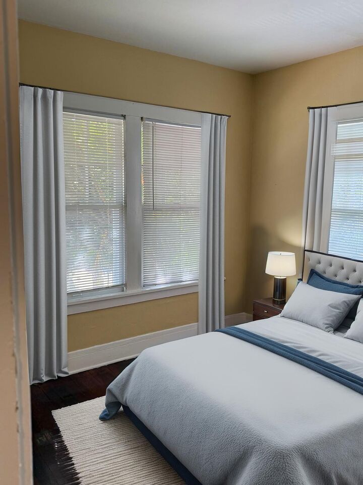 Property Photo:  801 SW 4th Court 5  FL 33312 