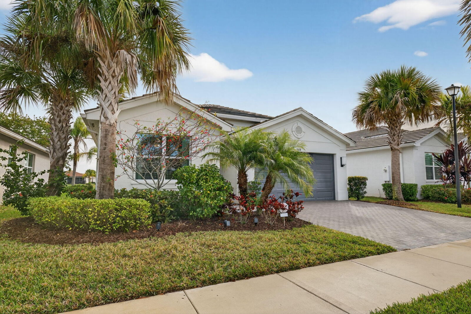 Property Photo:  12168 SW Jasper Lake Way  FL 34987 
