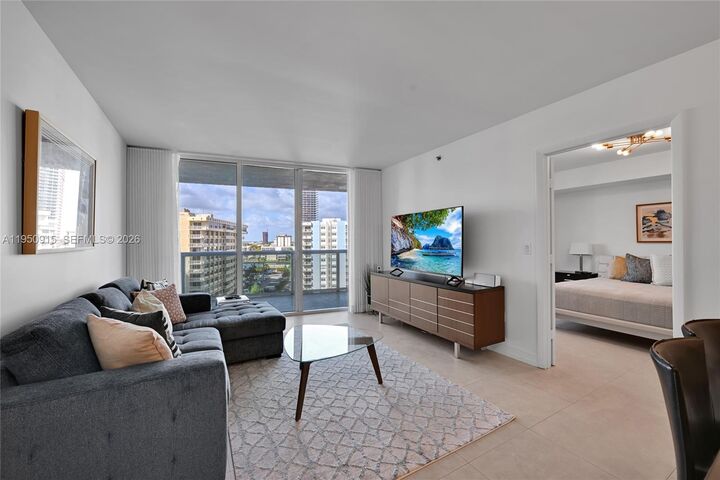 Property Photo:  1800 S Ocean Dr 809  FL 33009 