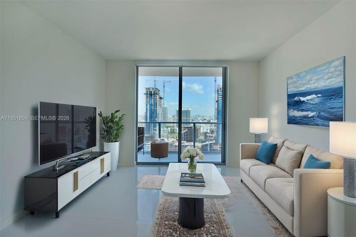 Property Photo:  1100 S Miami Ave 3107  FL 33130 