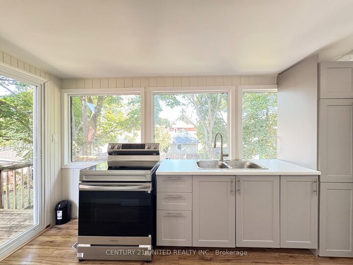 Property Photo:  312 Elias Avenue  ON K9J 5G9 