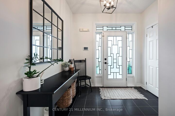 Property Photo:  521 Brett Street  ON L9V 3V5 