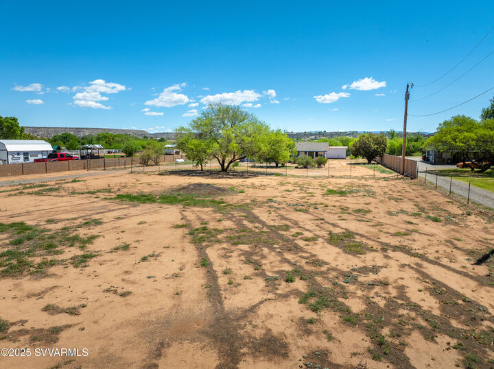 Property Photo:  2055 W Verde West Drive  AZ 86322 