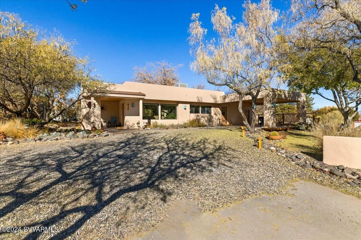 Property Photo: 440 &Amp 480 W Larkspur Drive AZ 86326