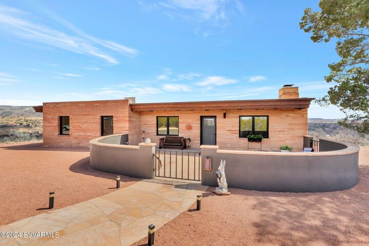 Property Photo:  685 N Merritt Ranch Road  AZ 86325 