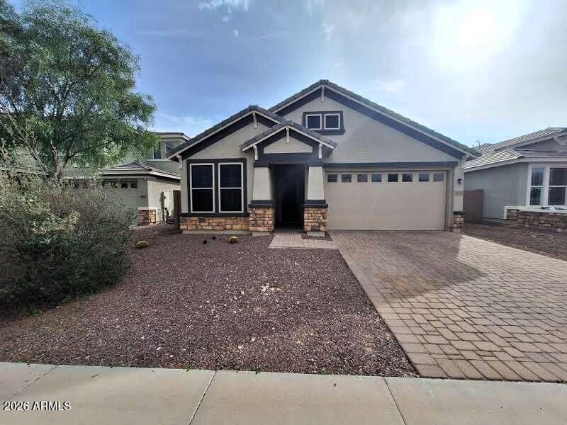 Property Photo:  18541 W Mescal Street  AZ 85388 