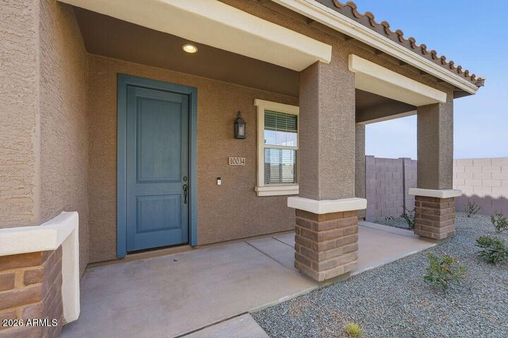 Property Photo:  10034 W Piccadilly Road  AZ 85392 