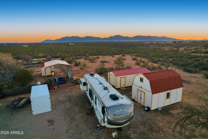 Property Photo: 1160 E Javelina Crossing Drive AZ 85616