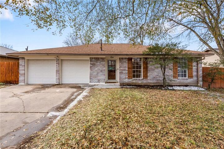 Property Photo: 2902 Indiana Avenue TX 77803