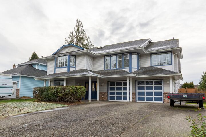 Property Photo: 15450 91A Avenue BC V3R 9W8