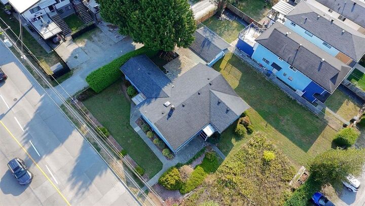 Property Photo: 3047 Oxford Street BC V3B 4C2