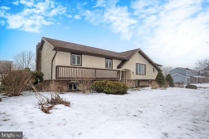 Property Photo:  119 Red Fox Lane  PA 17112 