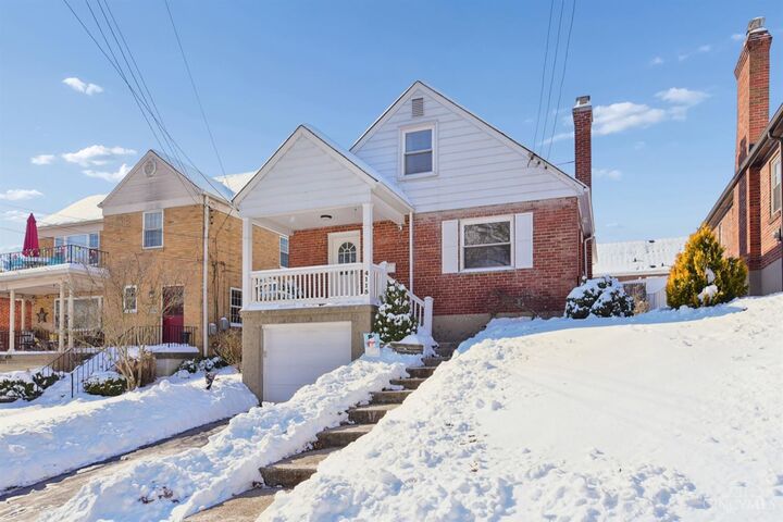 Property Photo:  4115 Paxton Woods Drive  OH 45209 