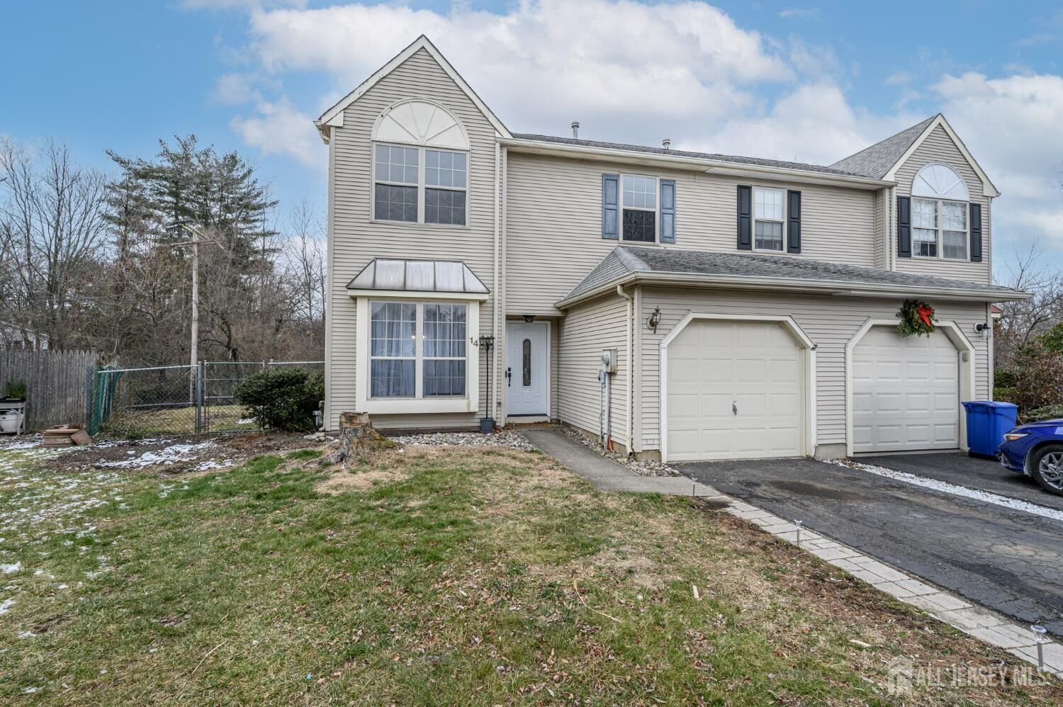 Property Photo:  14 Ravenwood Court  NJ 07728 