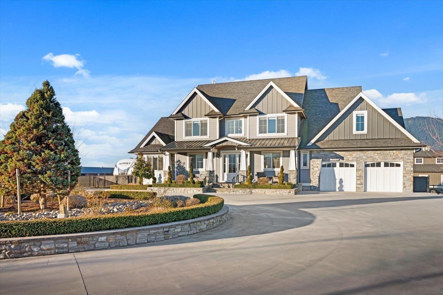 Property Photo:  6257 Sumas Prairie Road  BC V2R 4N6 