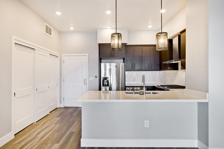 Property Photo: 42111 Osgood Rd 519 CA 94539