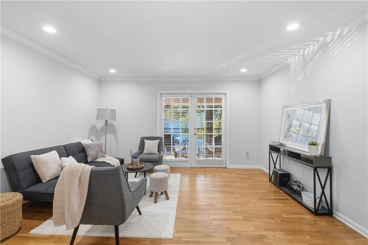 Property Photo:  1150 Collier Road NW 6H  GA 30318 