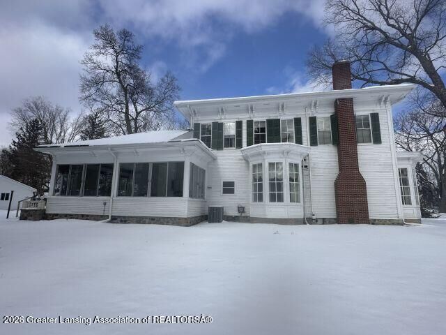 Property Photo: 1912 4th Street MI 49203