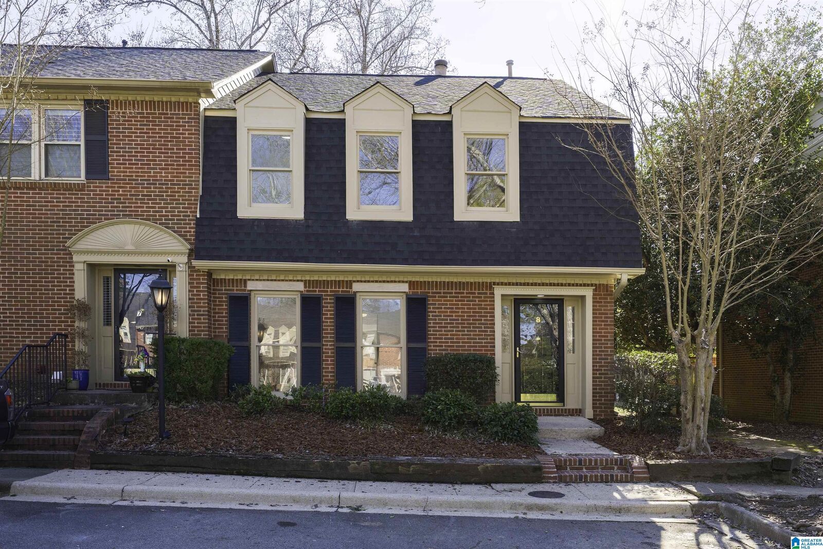 Property Photo:  8 Ashford Circle  AL 35244 