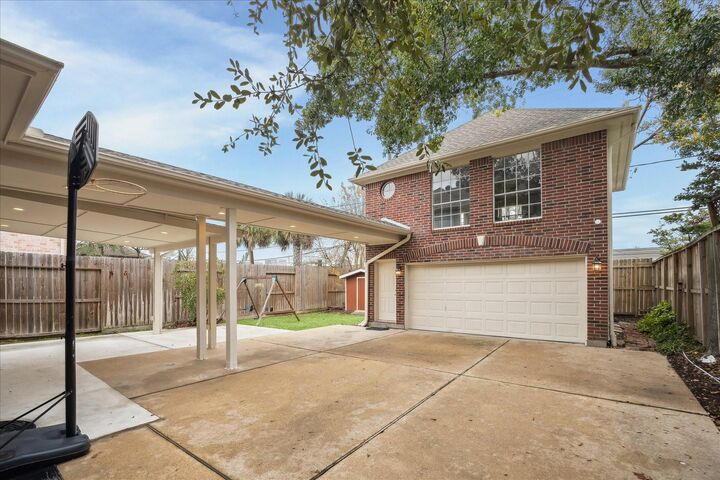 Property Photo:  5107 Locust Street  TX 77401 