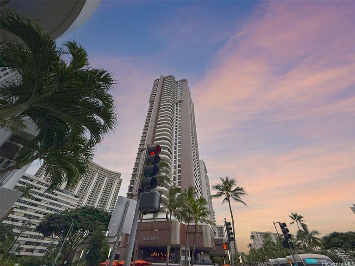 Property Photo:  1910 Ala Moana Boulevard 18A  HI 96815 