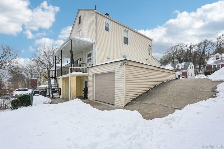 Property Photo:  238 Woodland Avenue  NY 10703 