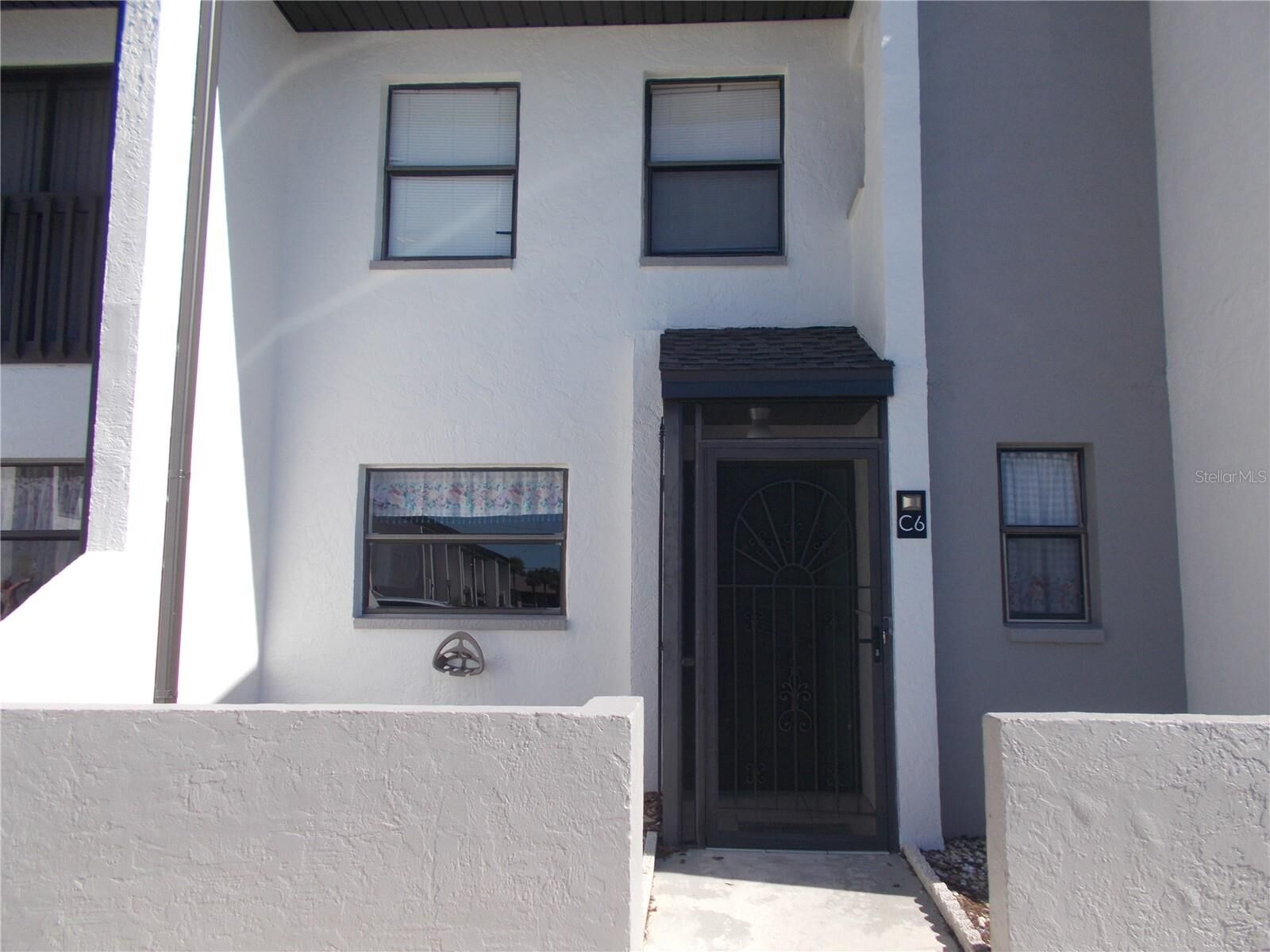 Property Photo:  2000 Forrest Nelson Boulevard C6  FL 33952 