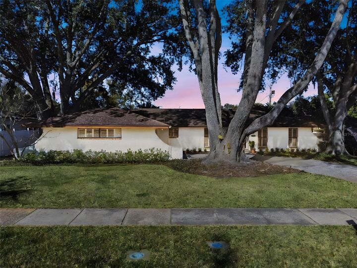 Property Photo:  2609 Summerfield Road  FL 32792 