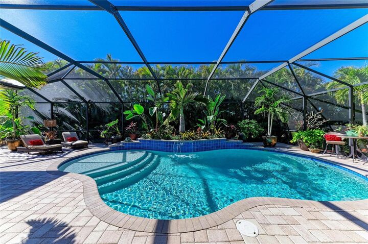 Property Photo:  25471 Islas Drive  FL 33955 