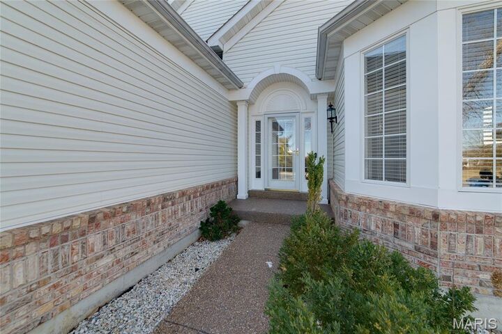Property Photo: 2114 Hawks Landing Drive S MO 63367