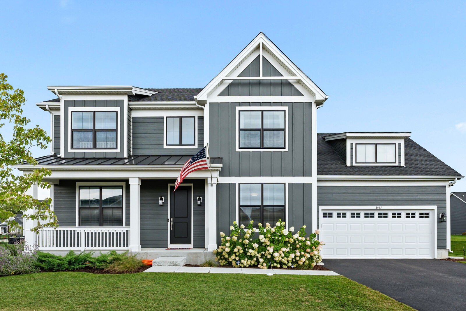 Property Photo:  3547 Doral Drive  IL 60124 