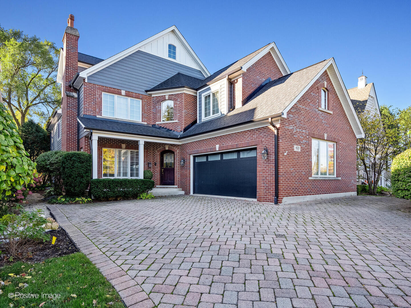 Property Photo:  423 Ridge Avenue  IL 60514 