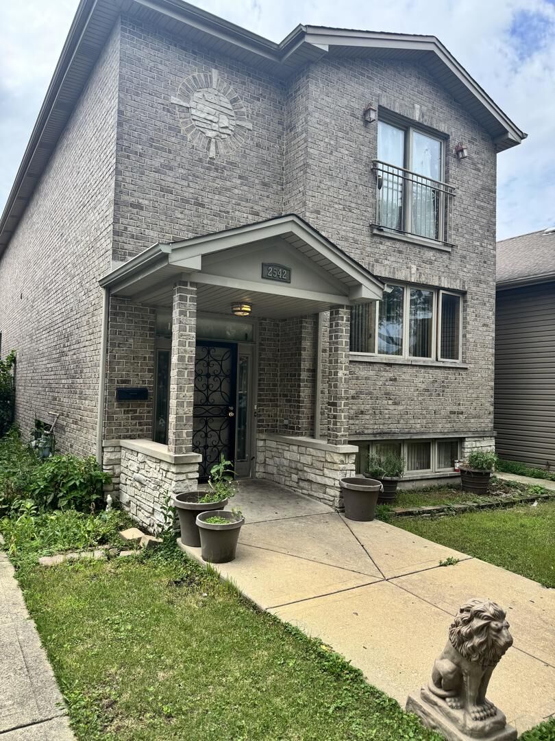 Property Photo:  2542 Budd Street  IL 60171 