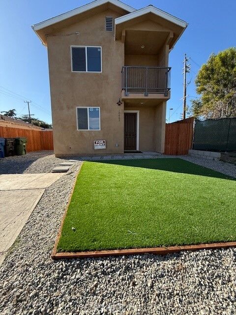 Property Photo:  10663 Encino  CA 91344 