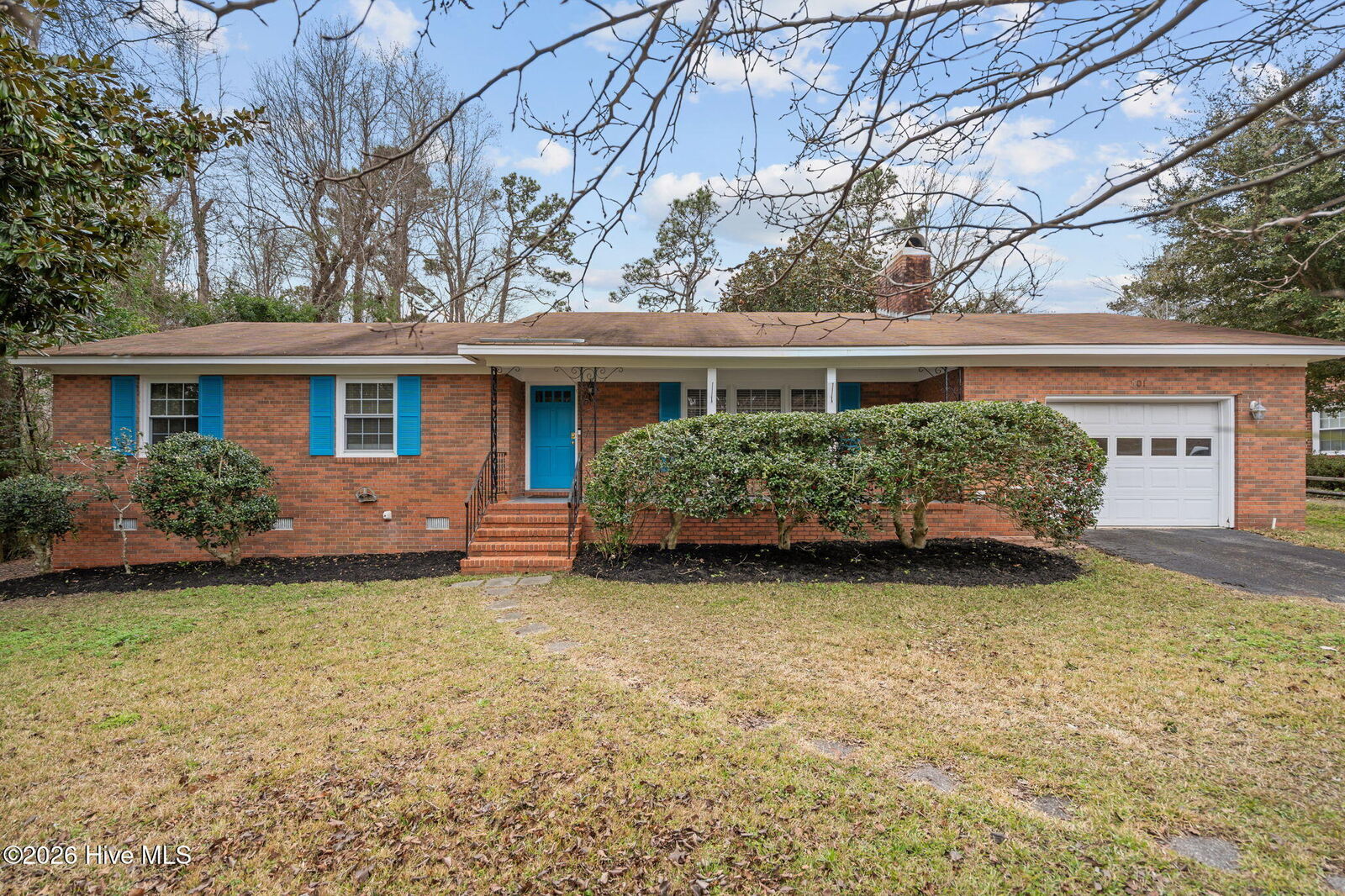 Property Photo:  501 Baytree Road  NC 28409 