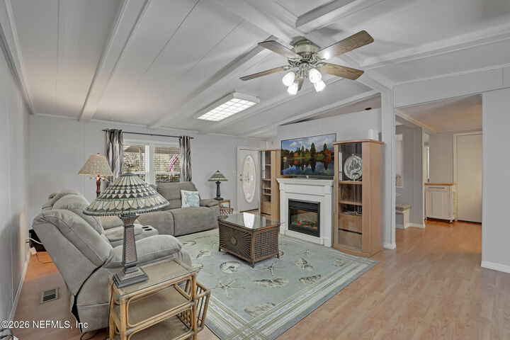 Property Photo:  6901 Catlett Road  FL 32095 