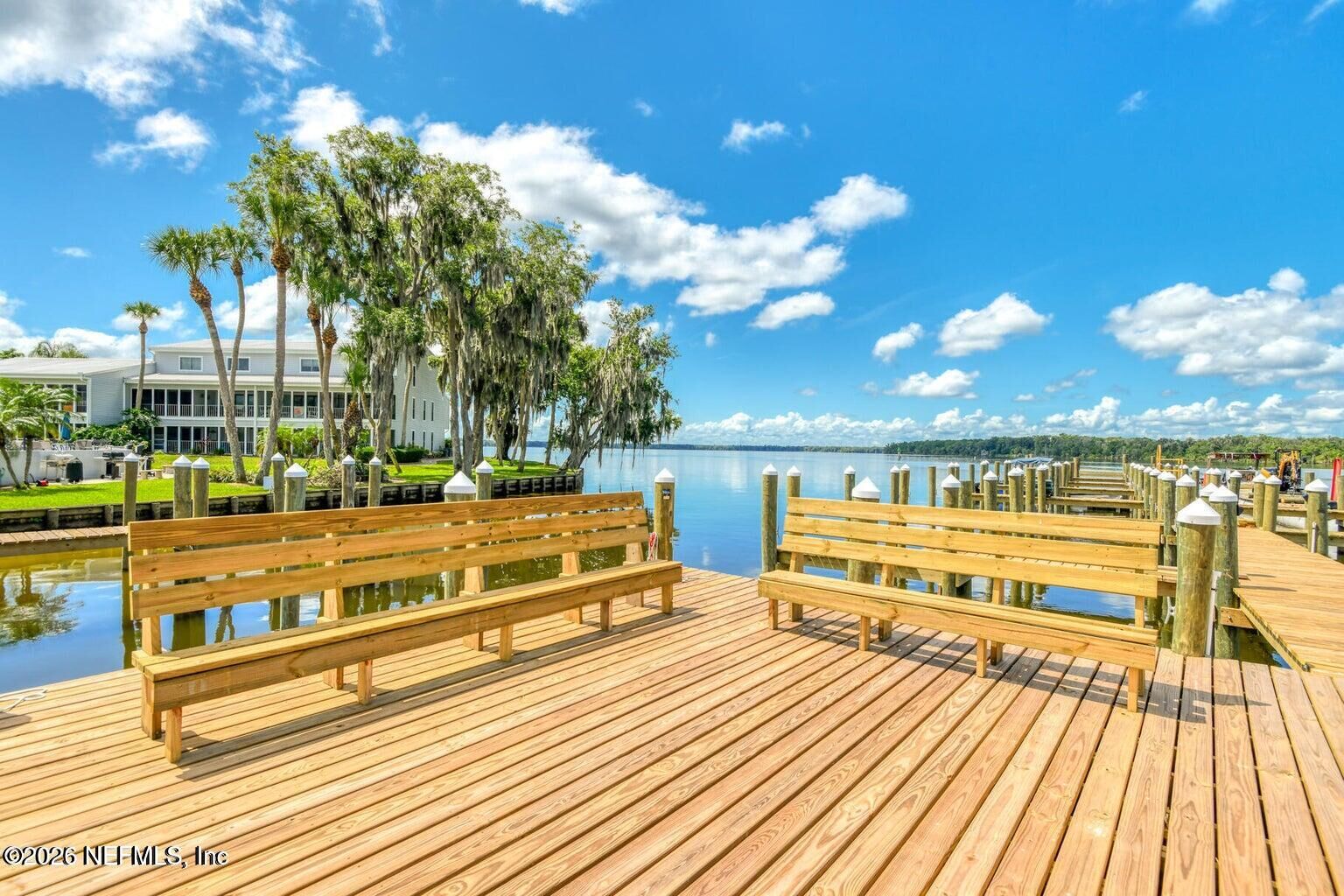 Property Photo: 215 River Bend Place C FL 32193
