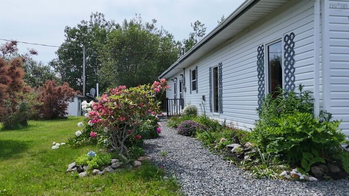 Property Photo: 5381 Highway 19 NS B0E 1P0