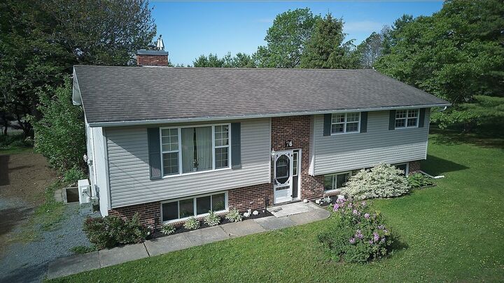 76 James Roy Drive — photo 1